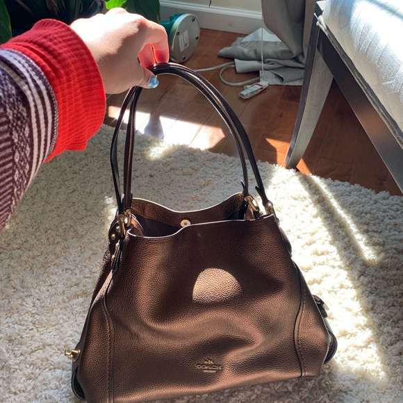 brown coach bag with golden undertones - Picture 6 of 7